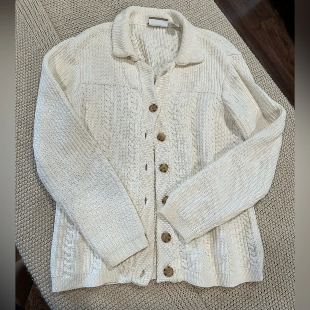 Liz claiborne Women's Cream Cable Knit Sweater